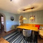 Alpin Charme Jucheee Boutique Chaletsuite 瑞斯贝基茨比厄尔